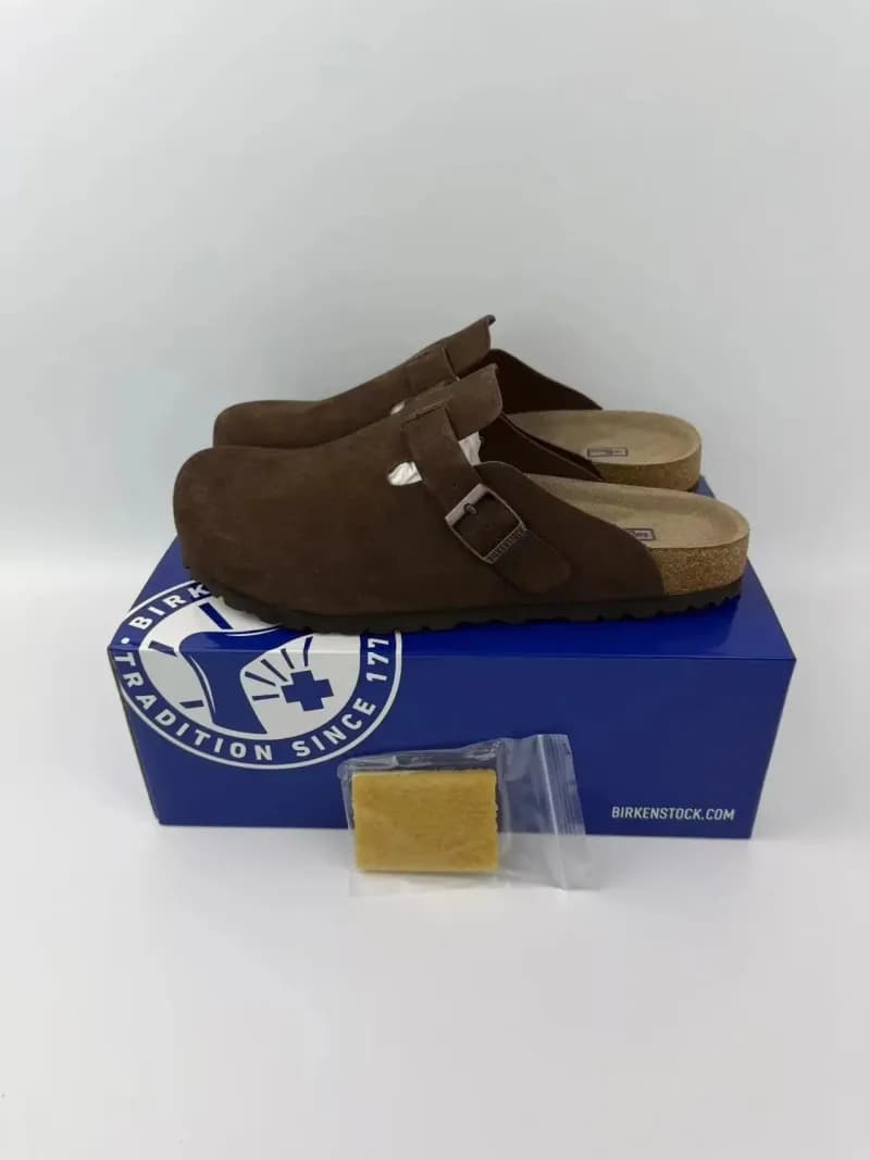 Birkenstock Boston Clog Suede