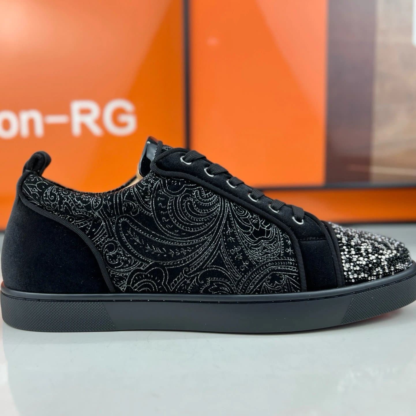 Hermès Loafer Smooth Leather with Metal Stud — No.992