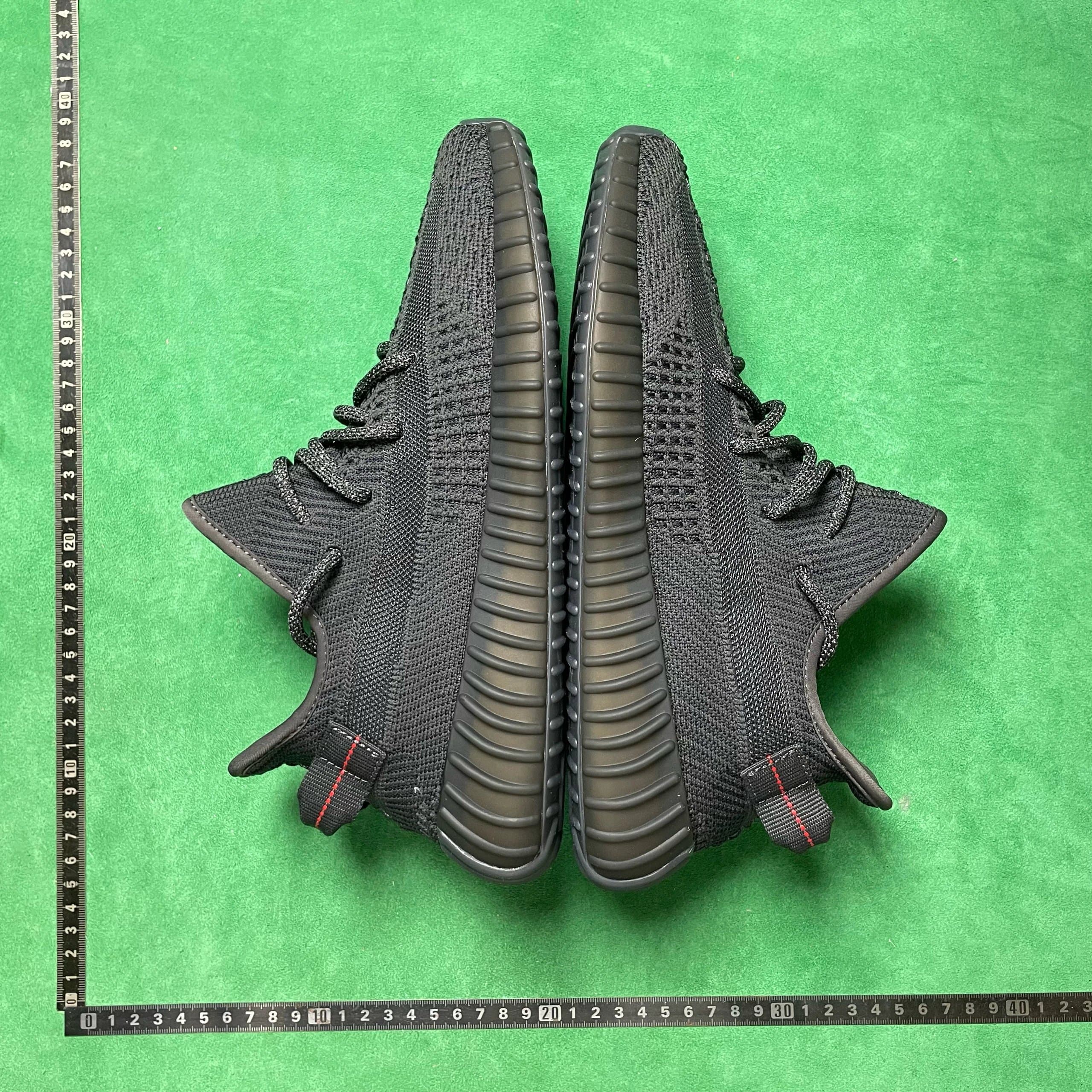 Yeezy Boost 350 V2 Zebra
