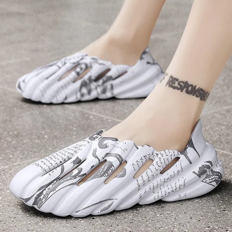 Yeezy Foam Runner Onyx — 2033白色