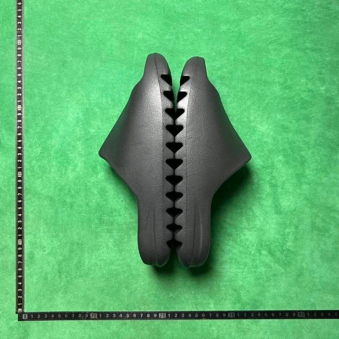 Yeezy Foam Runner Onyx