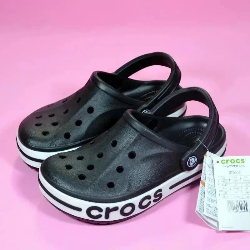Crocs Classic Clog Black — 6