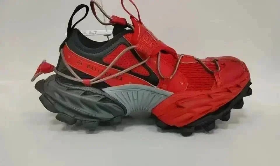Balenciaga Triple S Black Silver — 2024 新款 红色