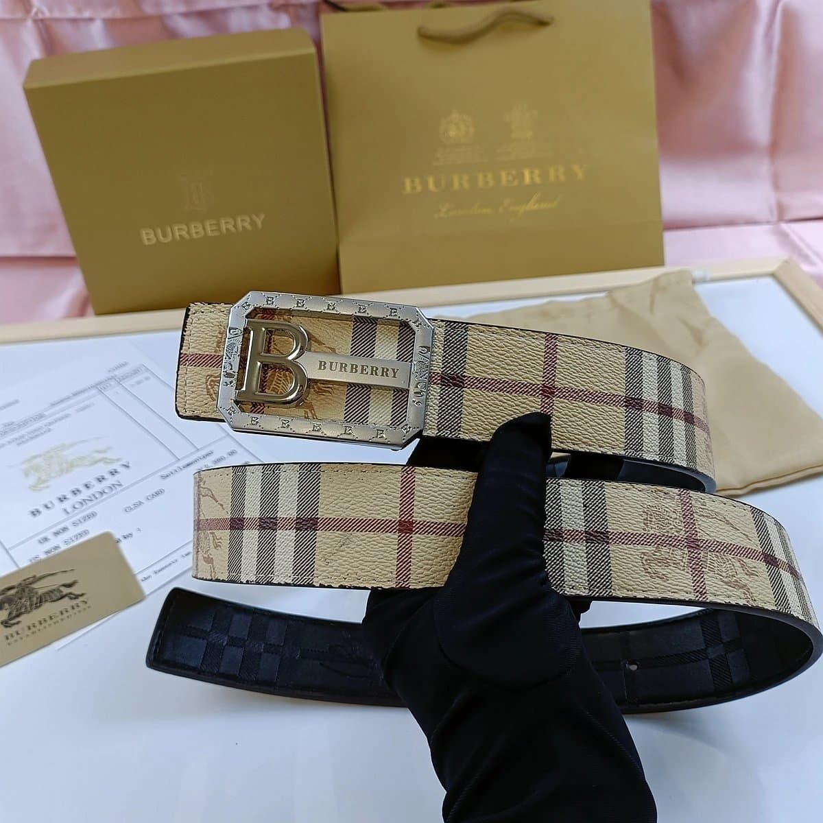 Burberry Classic Check Belt Iconic Nova Check