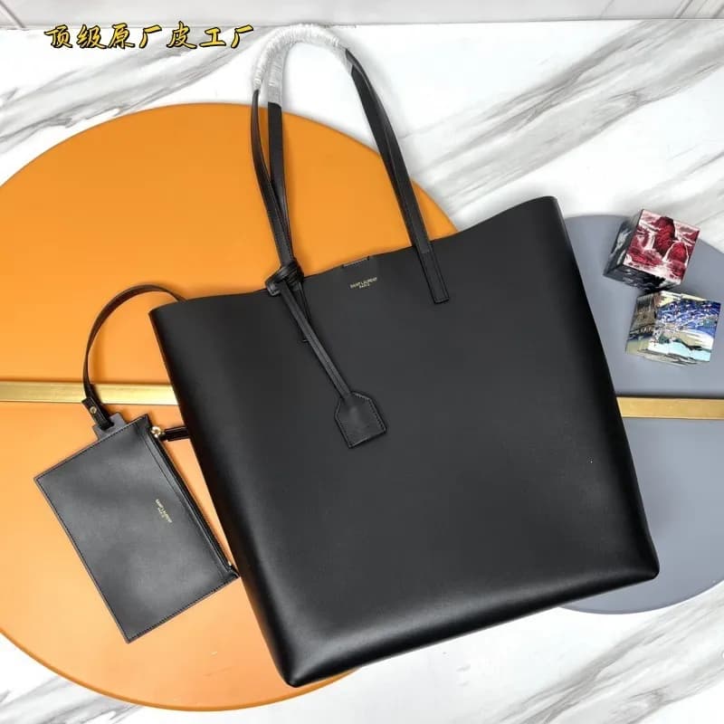 Saint Laurent Niki Tote Classic Black