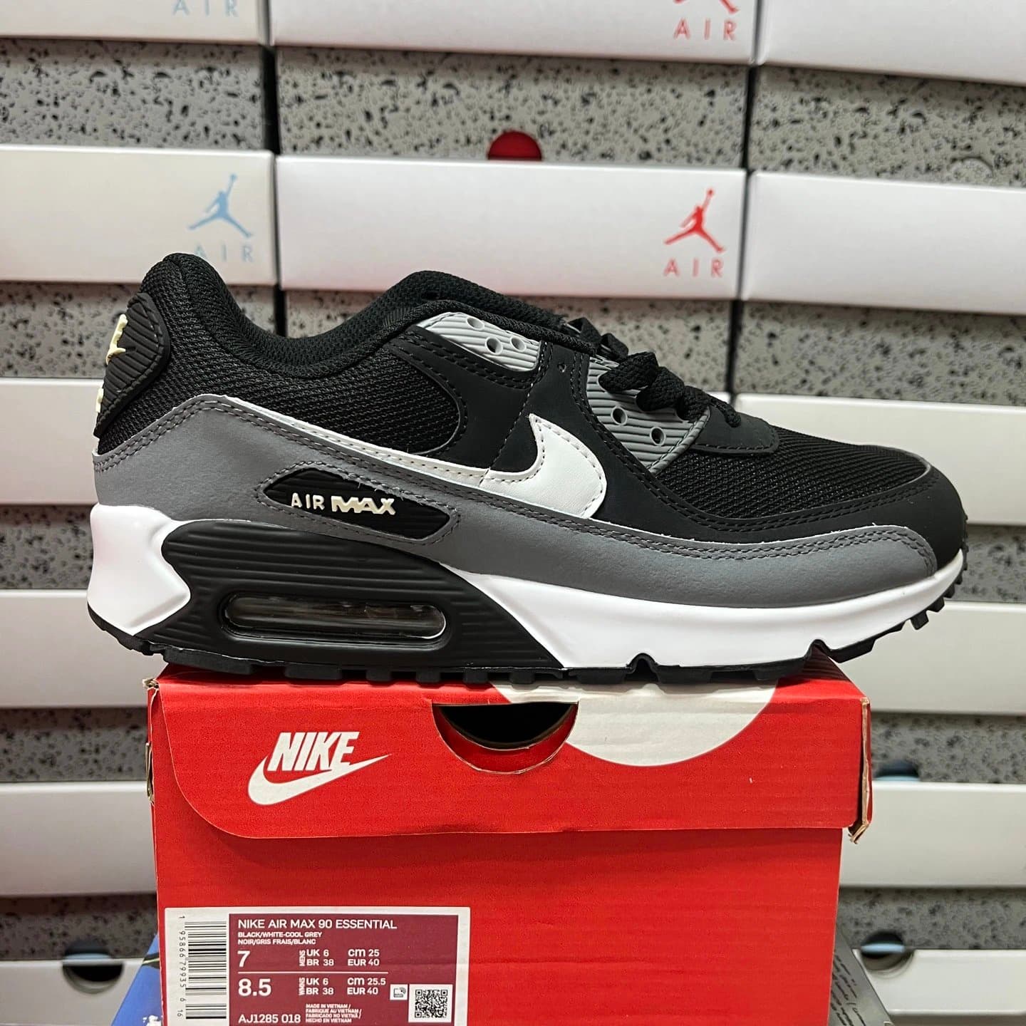 Nike Air Max 90 Essential Black/White/Cool Grey
