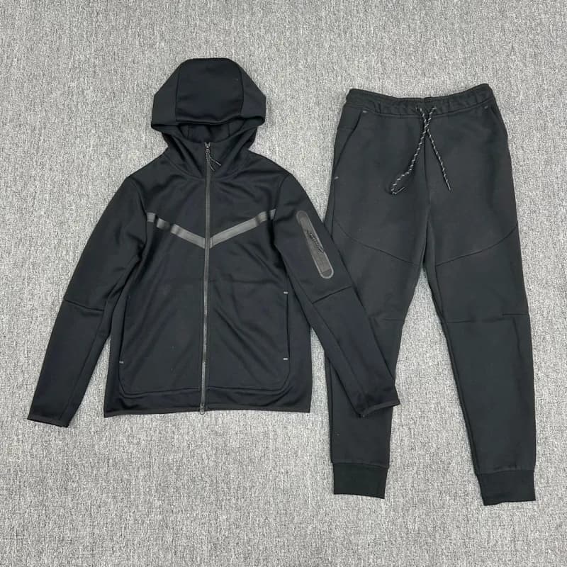 Nike Tech Fleece Hoodie and Joggers Black with White Reflective Tape — 黑色套装（竖拉炼）suit