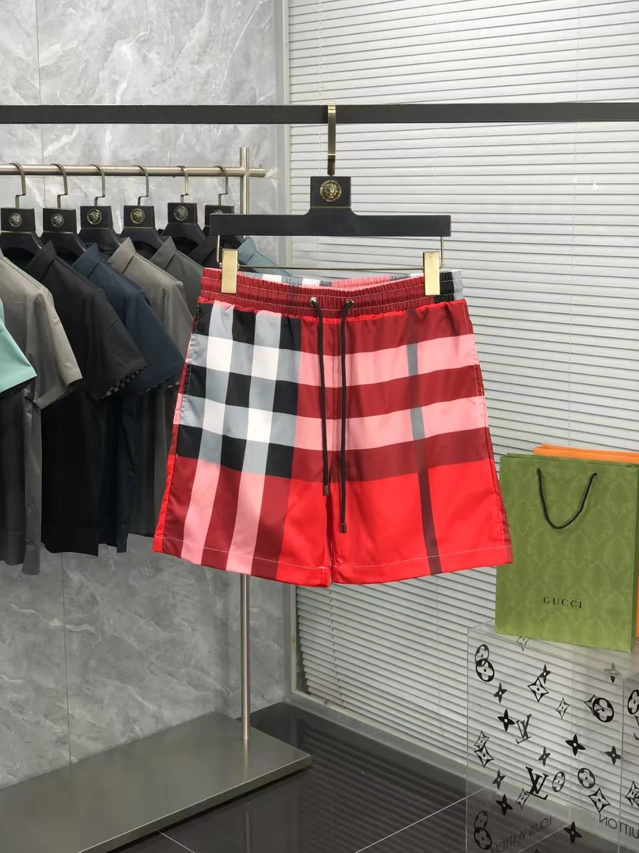 Burberry Ghost Logo Shorts Ghost Print — 2