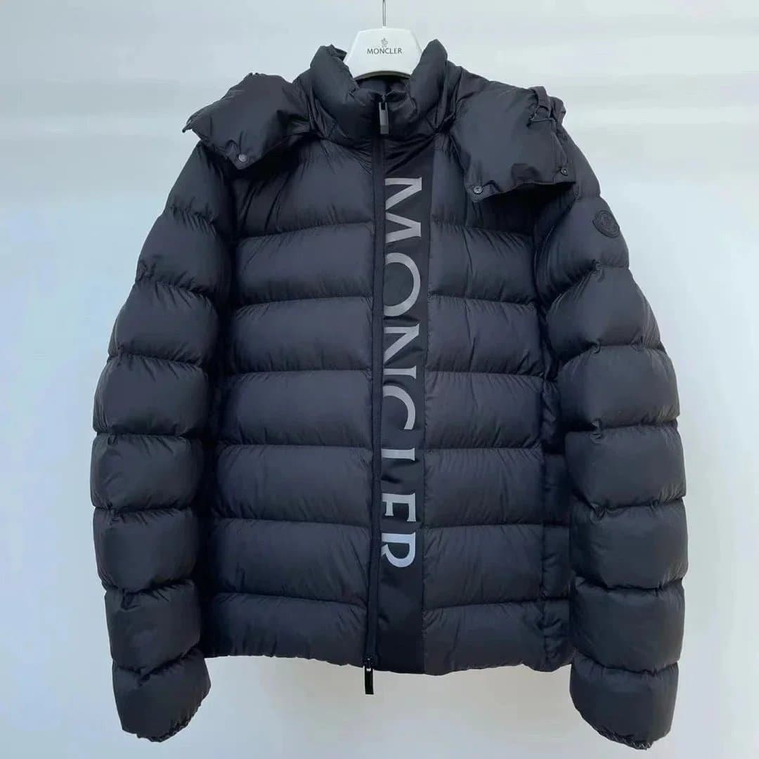 Moncler Puffer Jacket Classic Quilted Hooded — 16-黑色