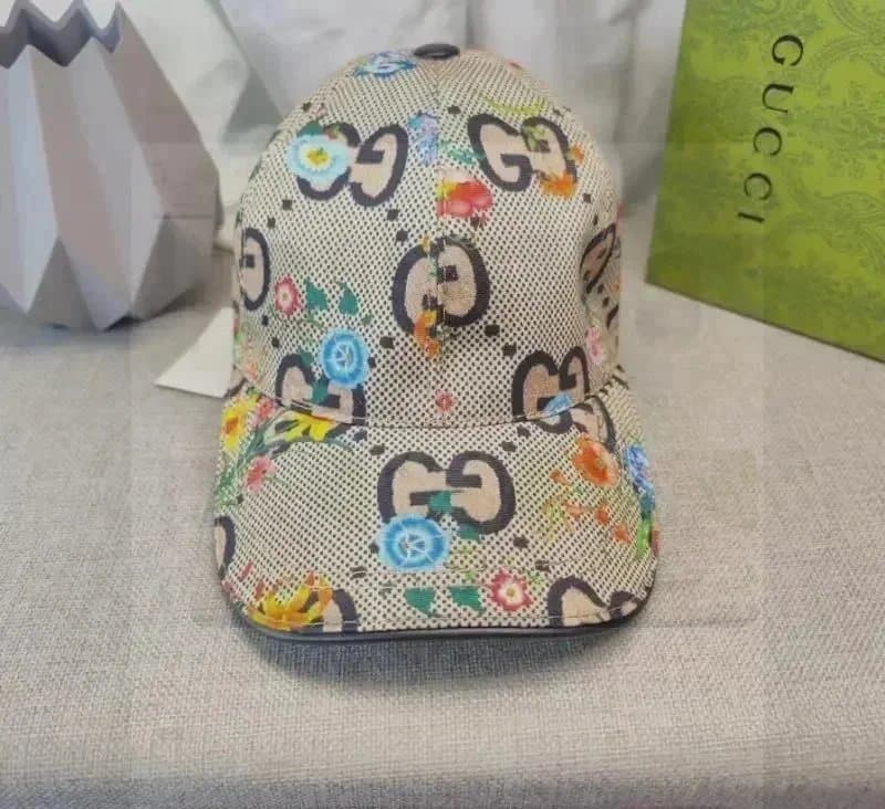 Gucci Baseball Cap GG Monogram — 10