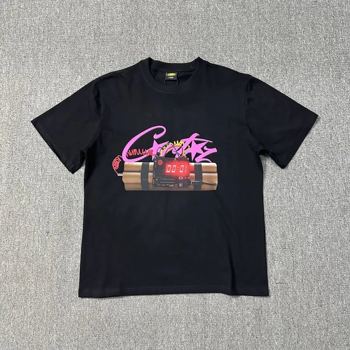 Corteiz Graphic Tee Bomb Print