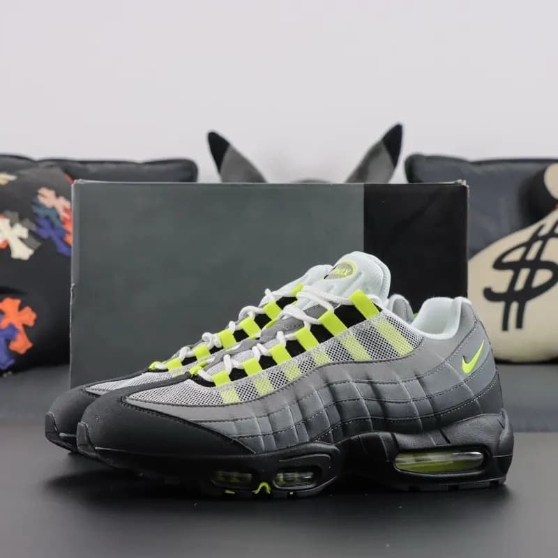 Nike Air Max 95 Undefeated — 【CT1689-001】灰绿