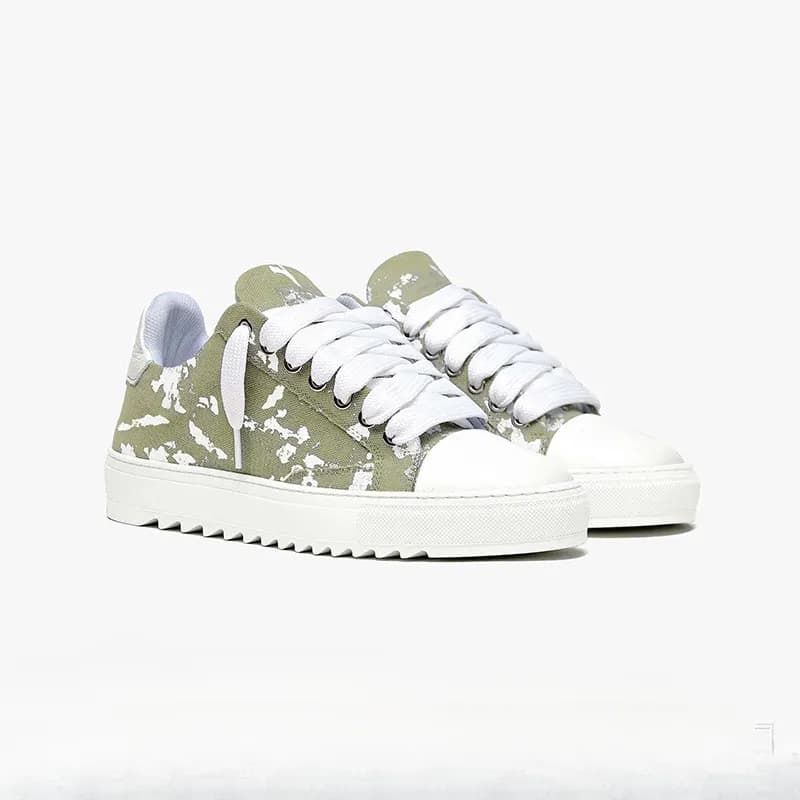 Low Top Sneaker Splatter Print