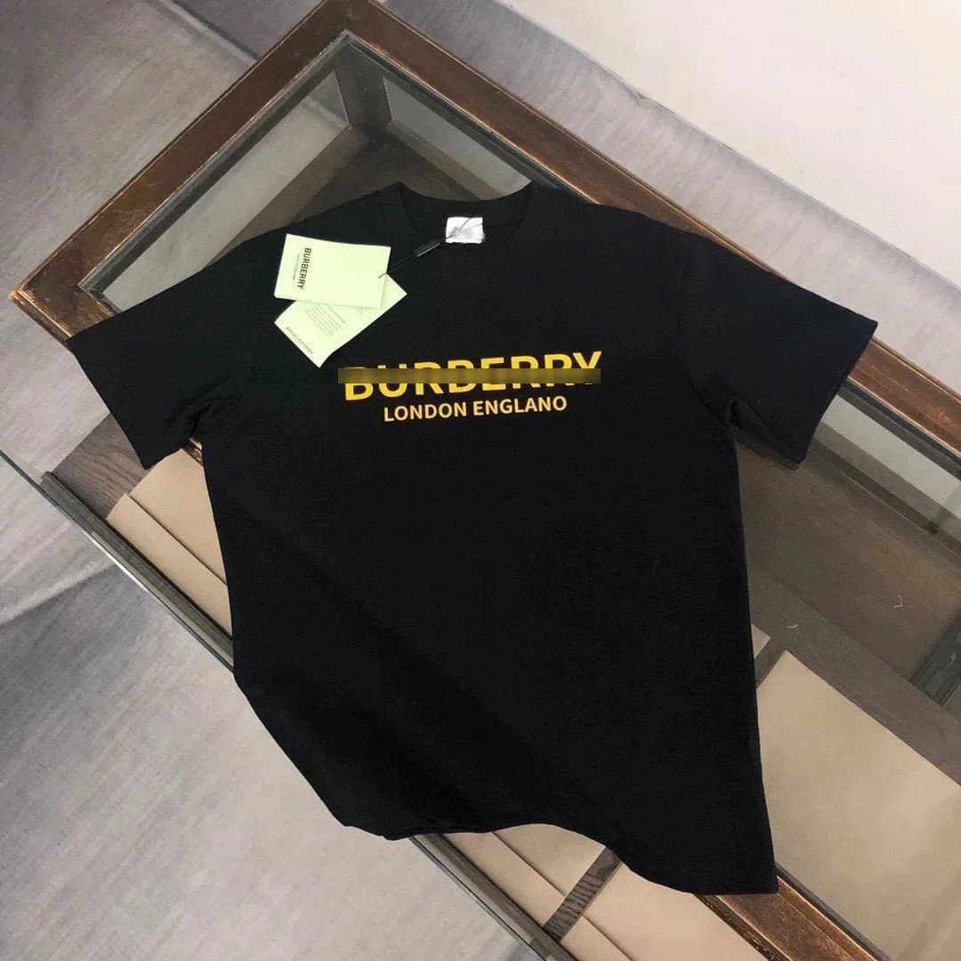 Burberry Logo T-Shirt London England