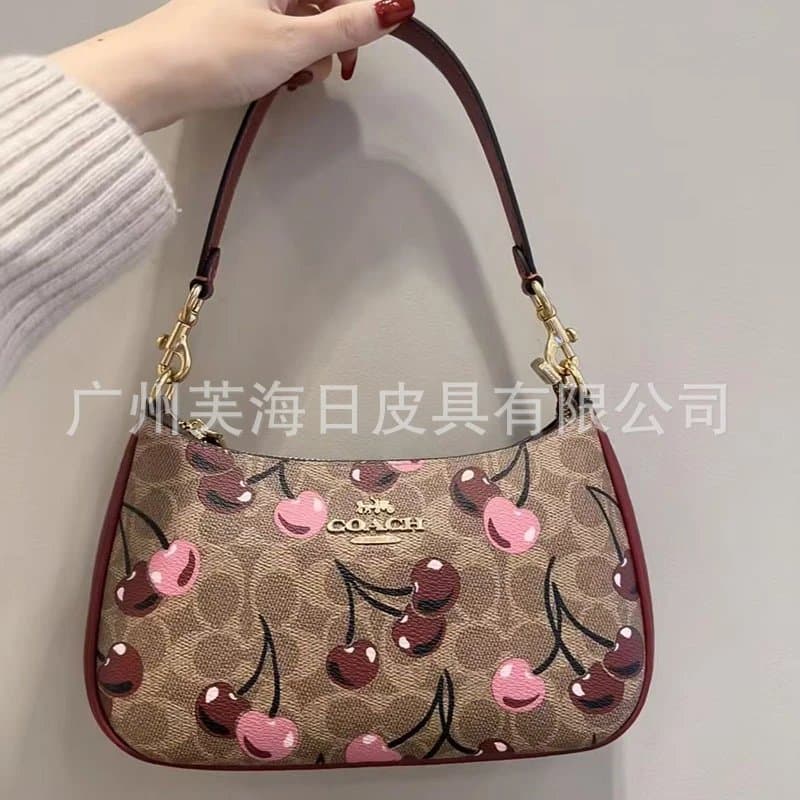 Gucci Cherry Print Shoulder Bag Cherry Motif