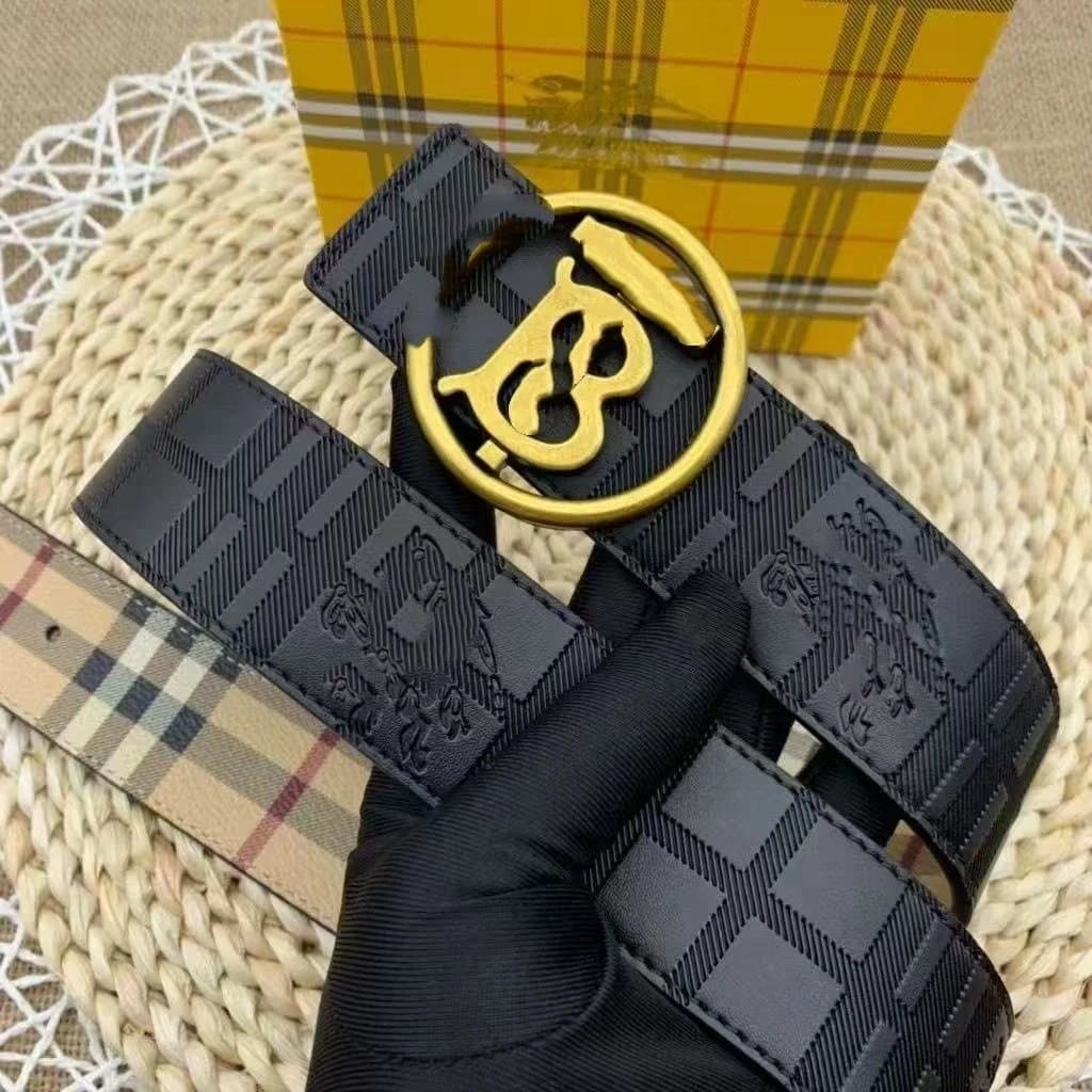 Burberry TB Logo Belt Monogram Embossed — 圆TB+古铜扣