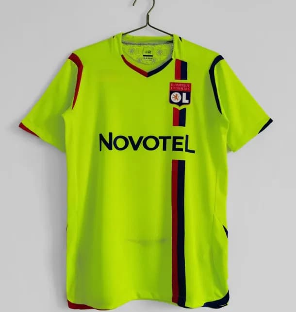 Olympique Lyonnais 2000-01 Away Jersey Grey with Red and Blue Stripes — 2008-09里昂客场