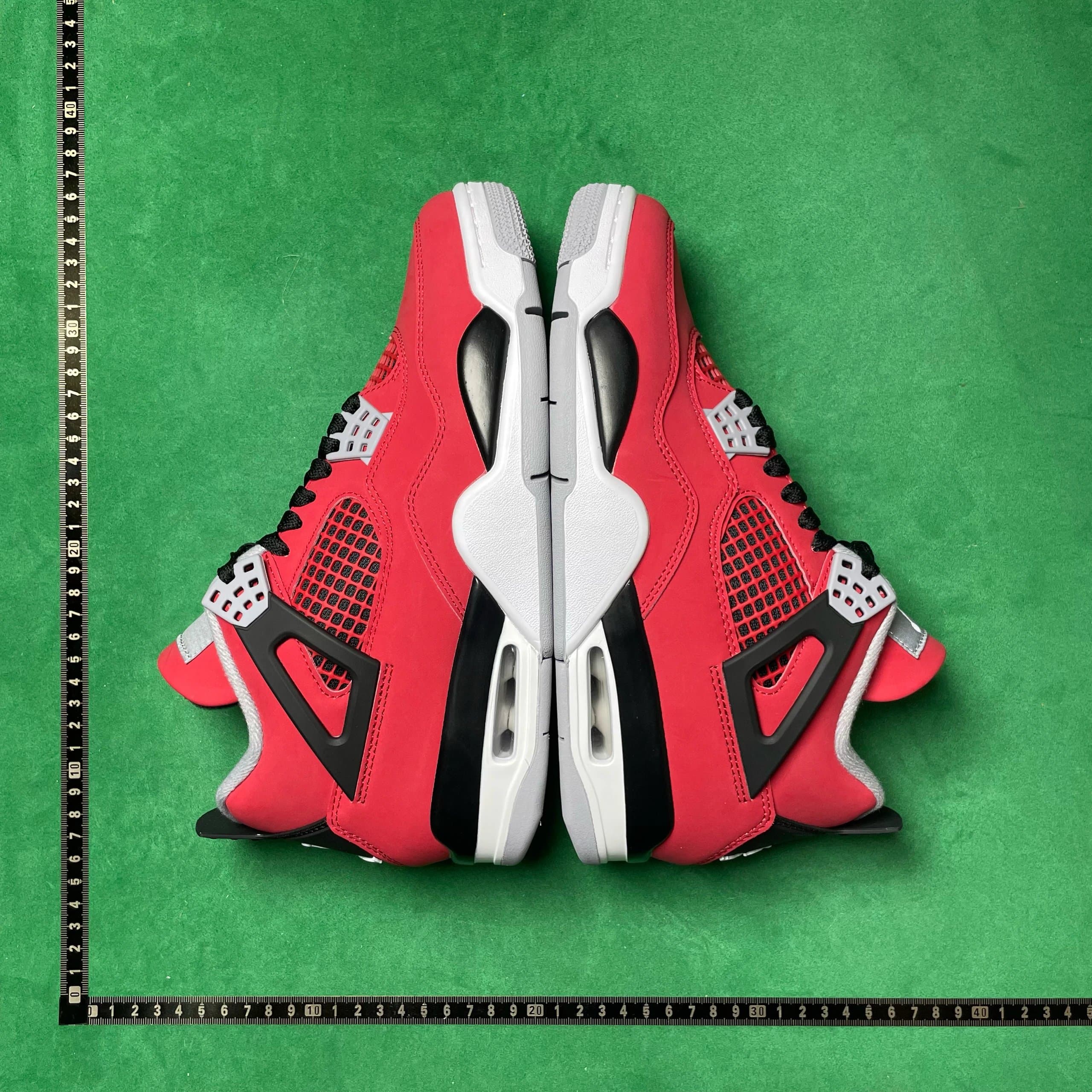 Air Jordan 4 Fire Red