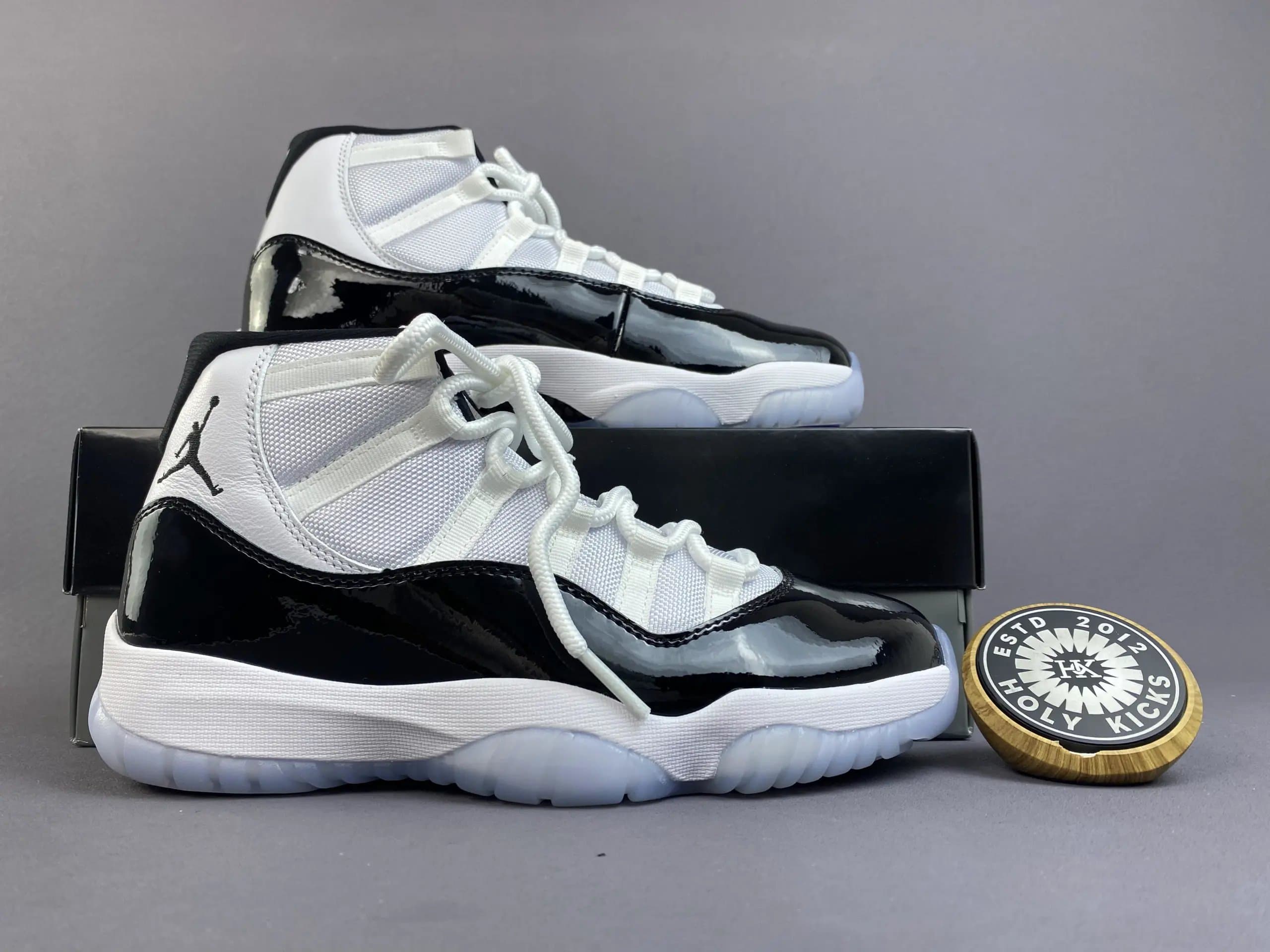 Air Jordan 11 Concord
