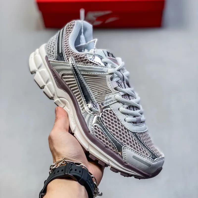 Nike Air Max TN Triple White — 19