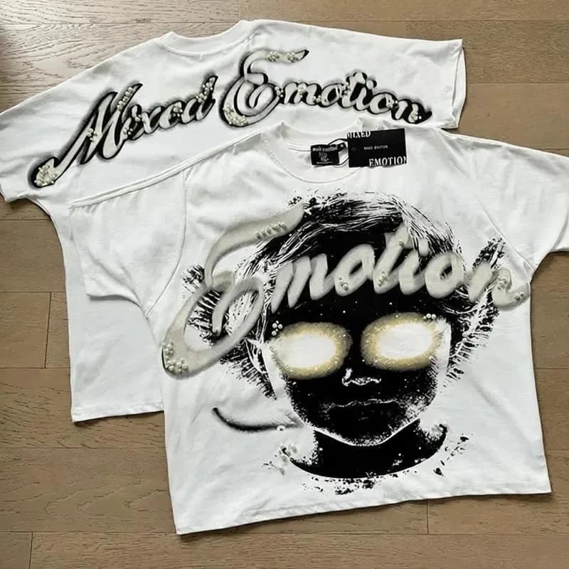Mixed Emotion Graphic Tee Angel Print with Rhinestone 'Mixed Emotion' — 0063白色(短款式)