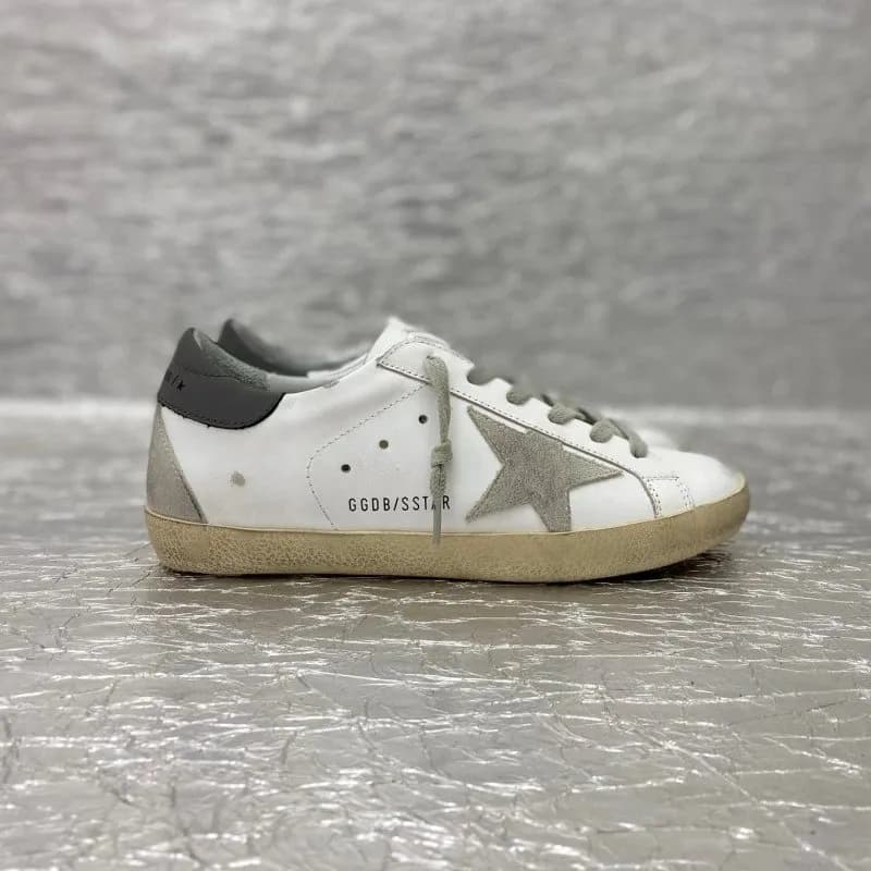 Golden Goose Superstar Distressed White with Grey Star