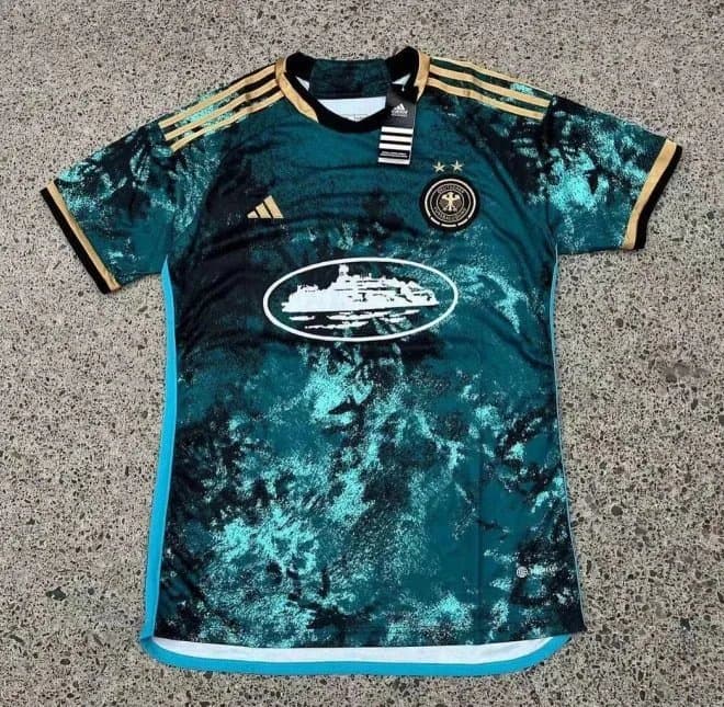 Brazil Away Jersey Corteiz Script — 德国绿色恶魔岛款
