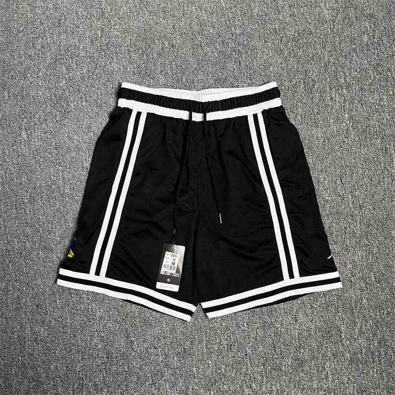 Nike Basketball Shorts Side Stripe