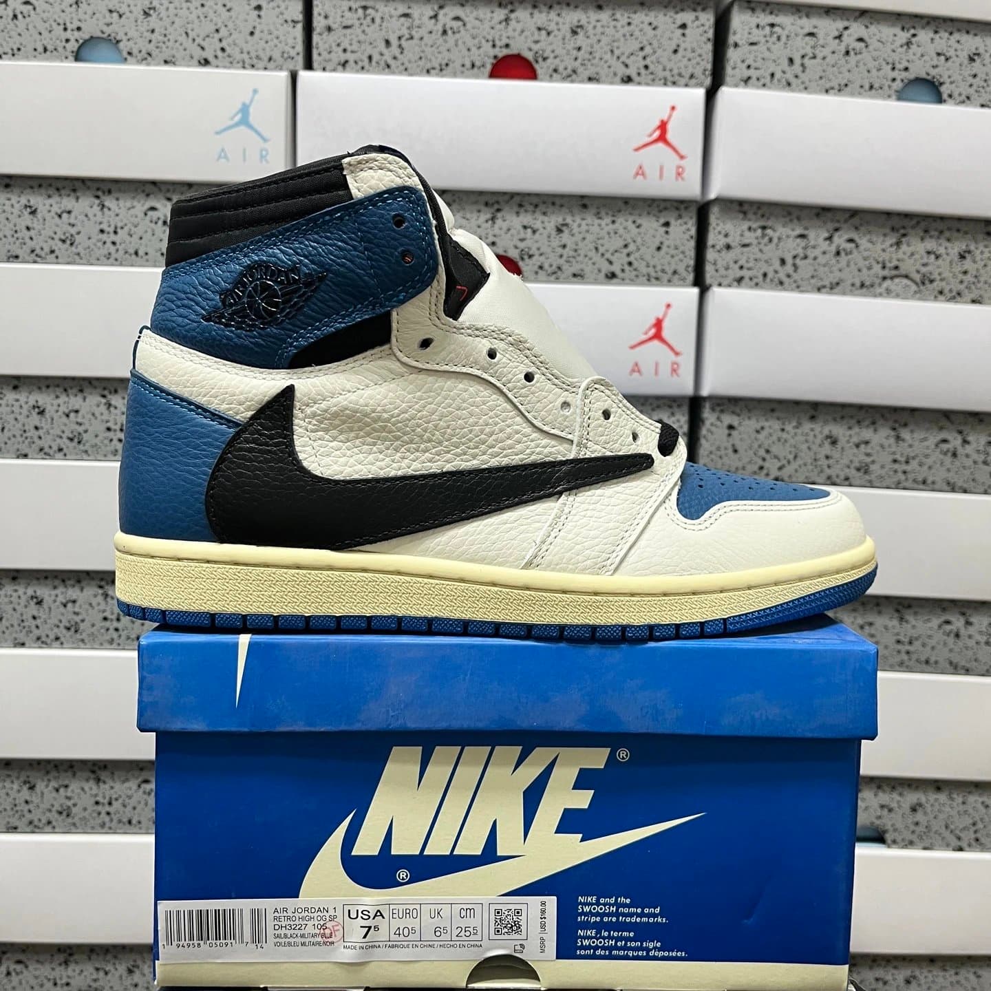 Air Jordan 1 High OG Bred Toe — DH3227-105 蓝倒钩高帮