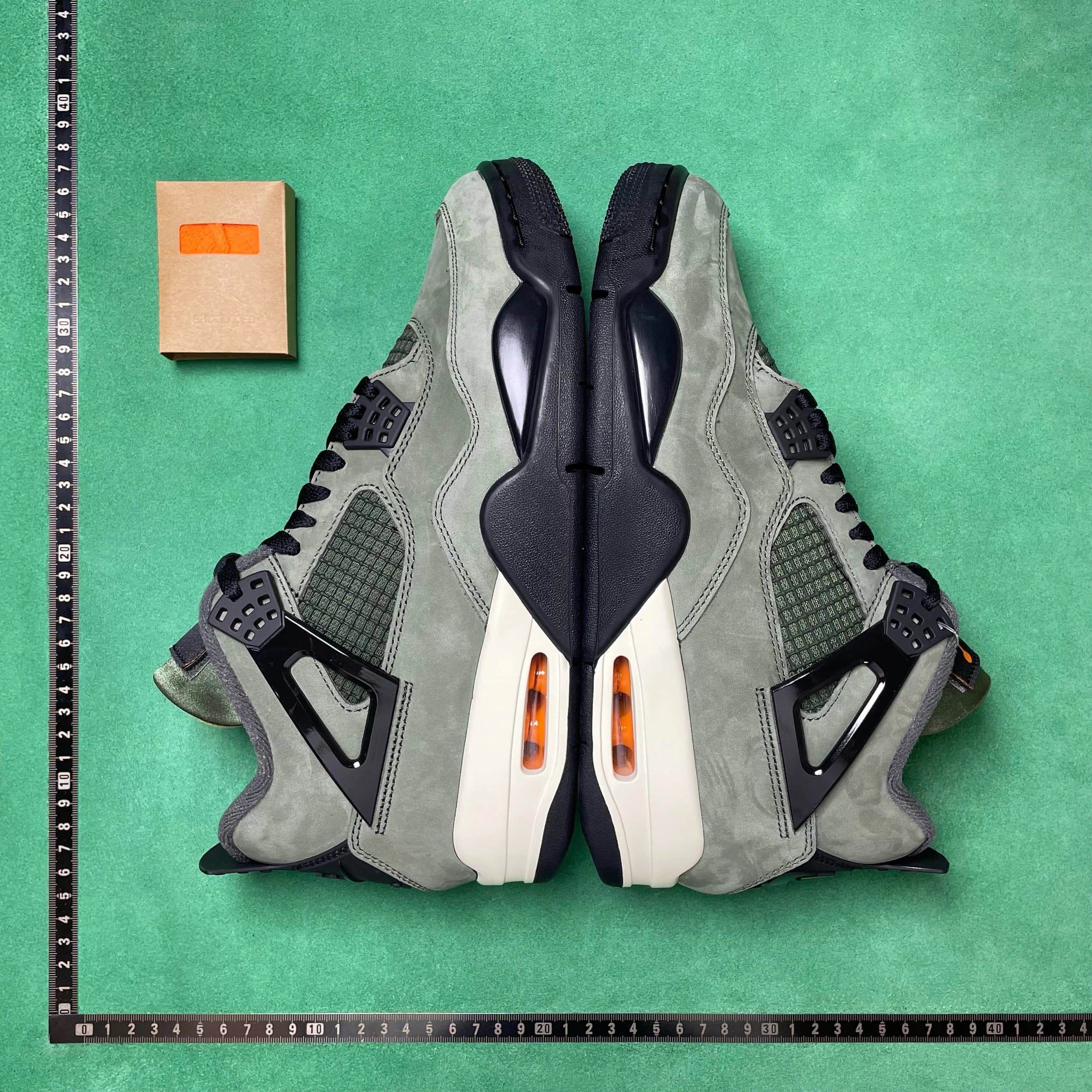 Air Jordan 4 Olive — 36号绿黑IB1519 200