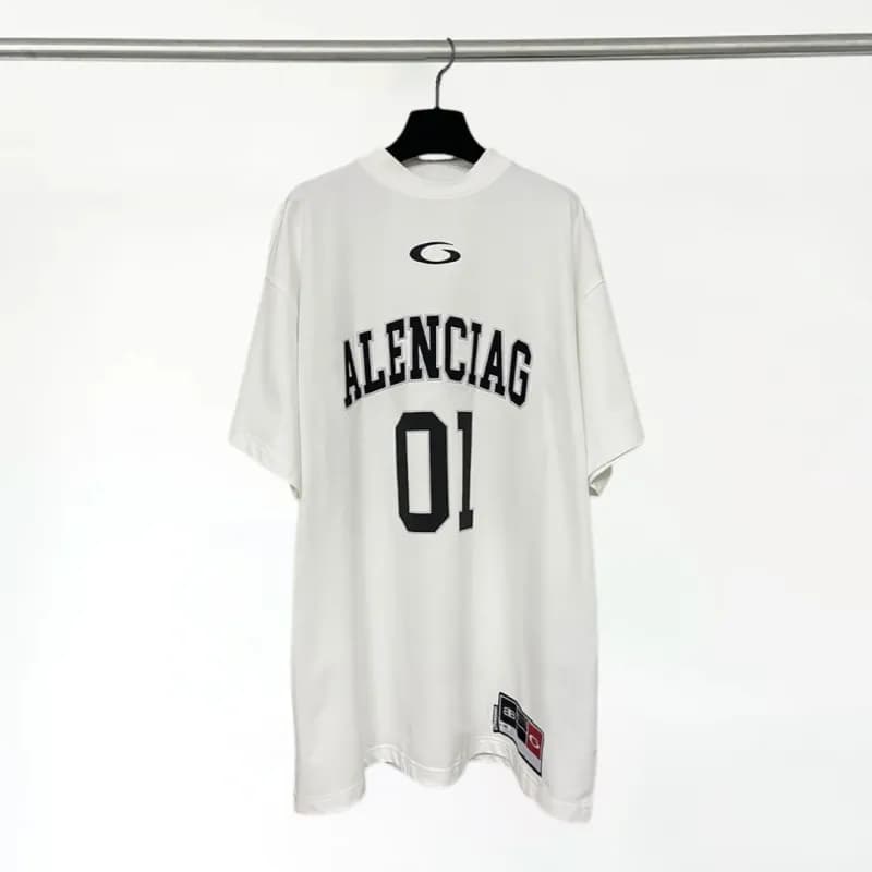 Balenciaga Oversized Tee Alenciag 01