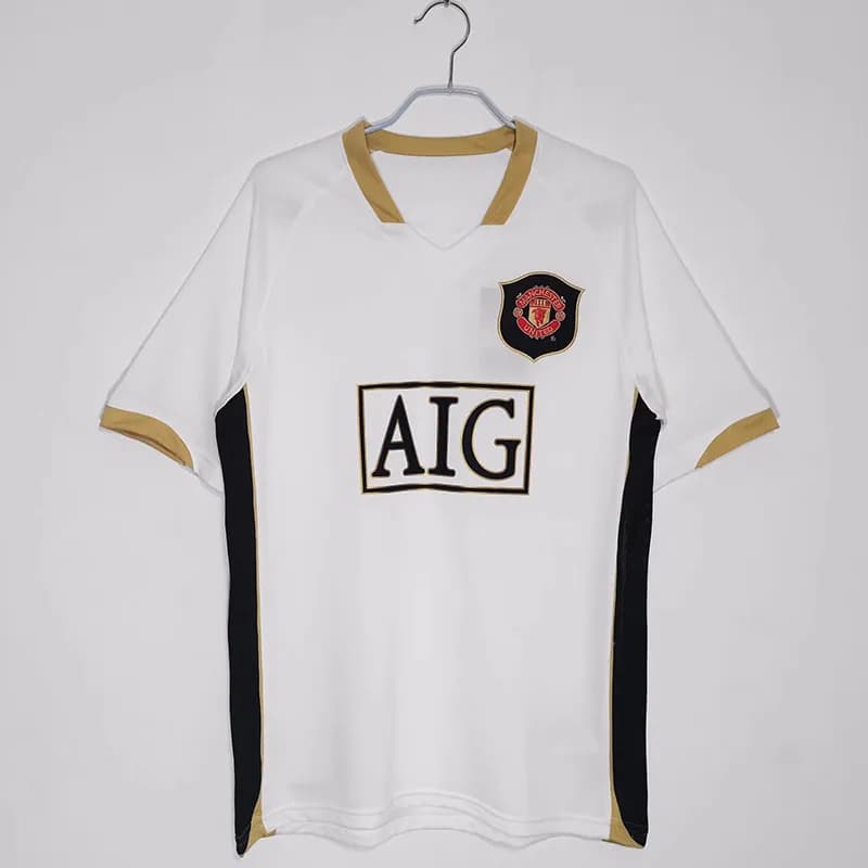 Home Shirt Pirelli Sponsor — 06/07曼联客场