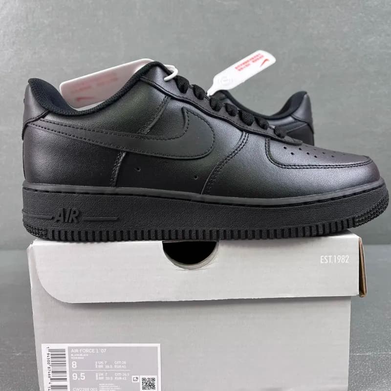 Nike Air Force 1 Low Triple Black