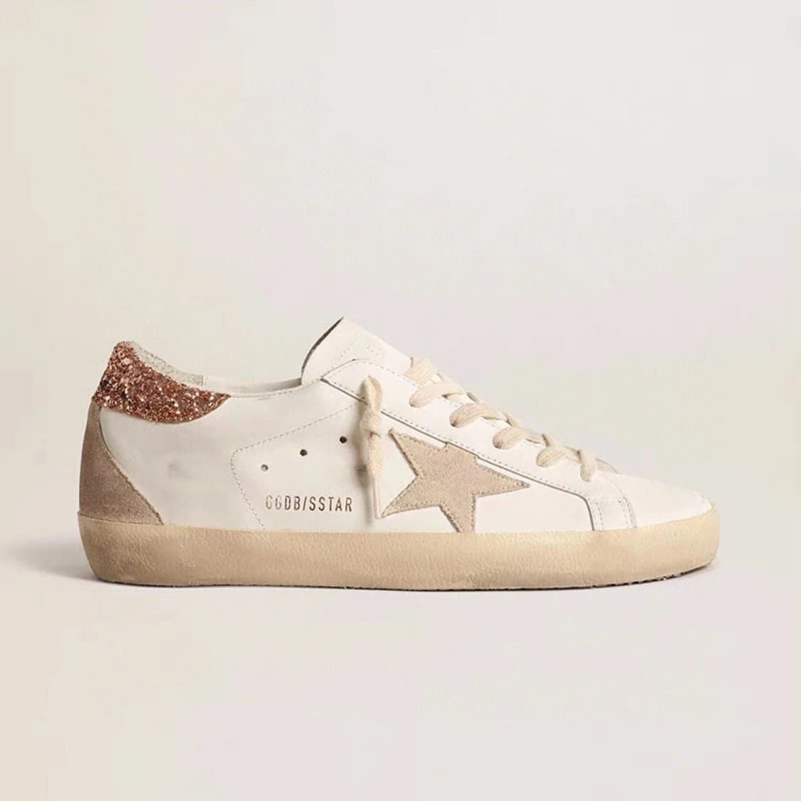 Golden Goose Superstar Distressed White — 14