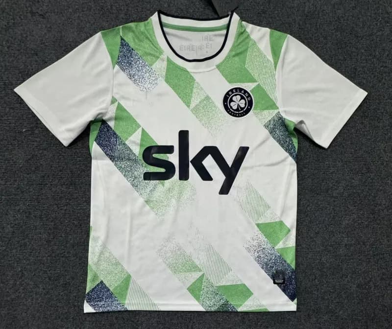 Nike Croatia Home Jersey Checkerboard — 2627爱尔兰客场