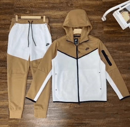 Nike Tech Fleece Hoodie and Joggers Dark Grey — 白杏色