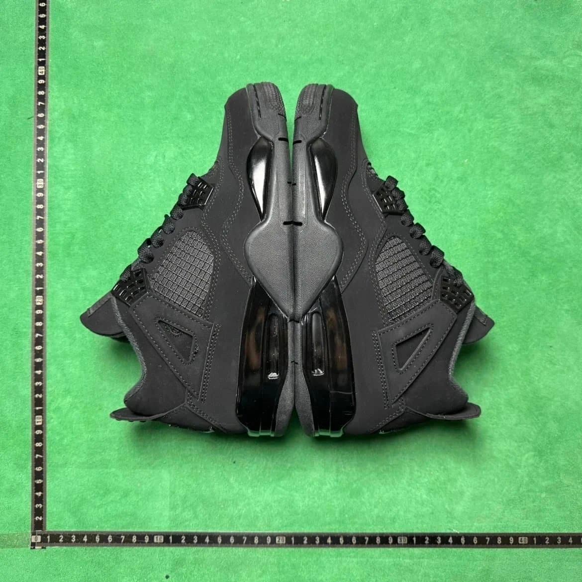 Air Jordan 4 Triple Black