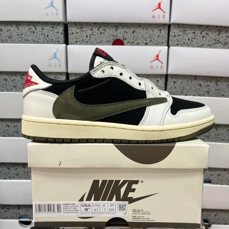 Air Jordan 1 Low Travis Scott