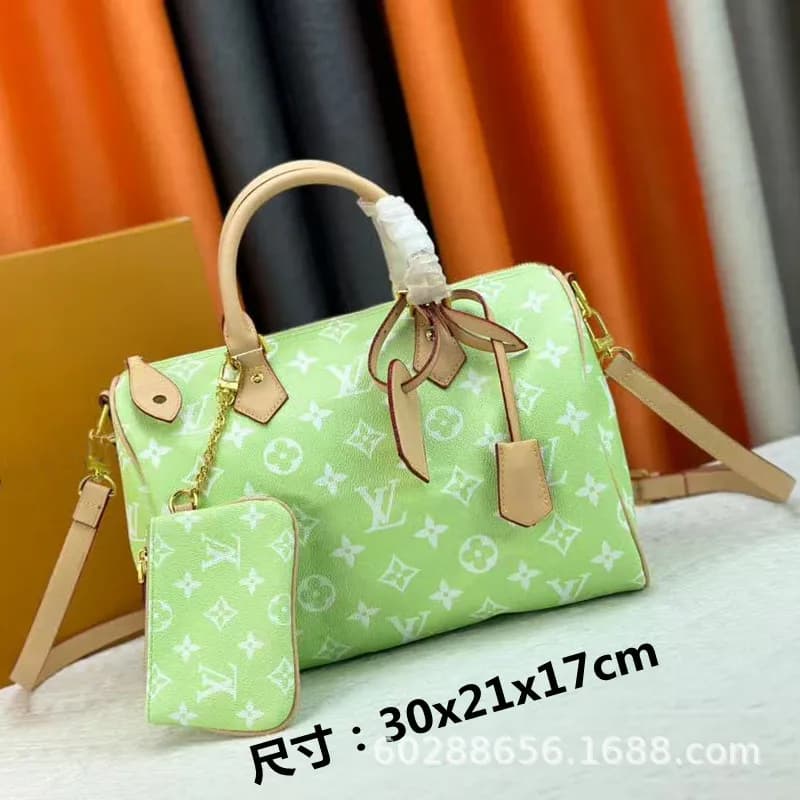 Louis Vuitton Keepall 50 Monogram Canvas — 125