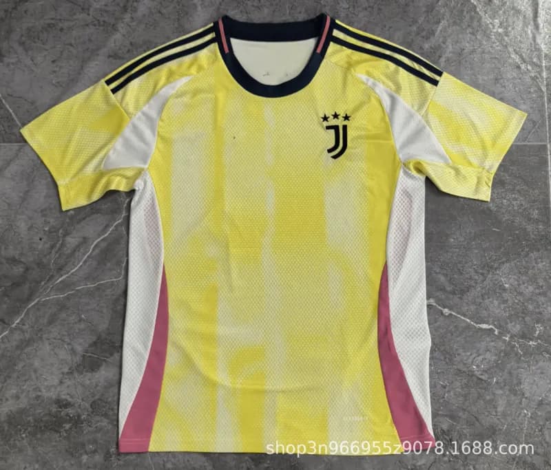 Home Jersey Betsson Sponsor — 24-25尤文客场