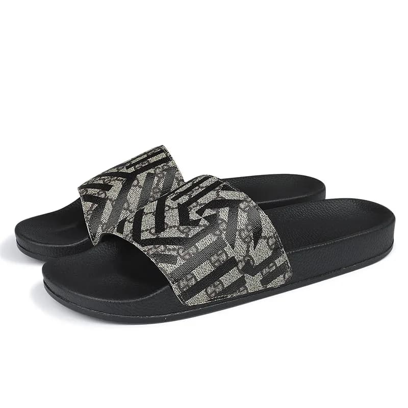 Gucci Slide Sandal GG Supreme