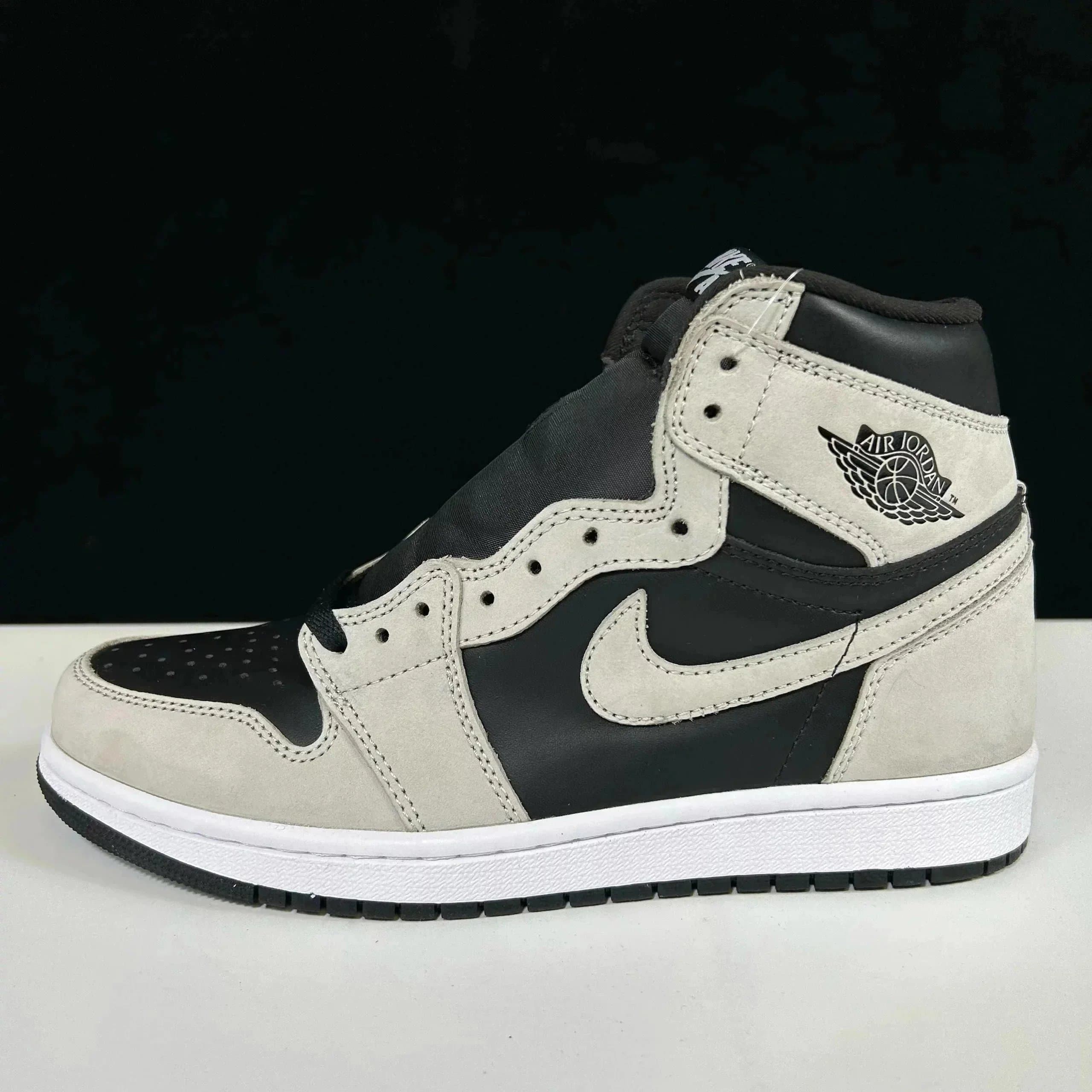 Air Jordan 1 High Shadow