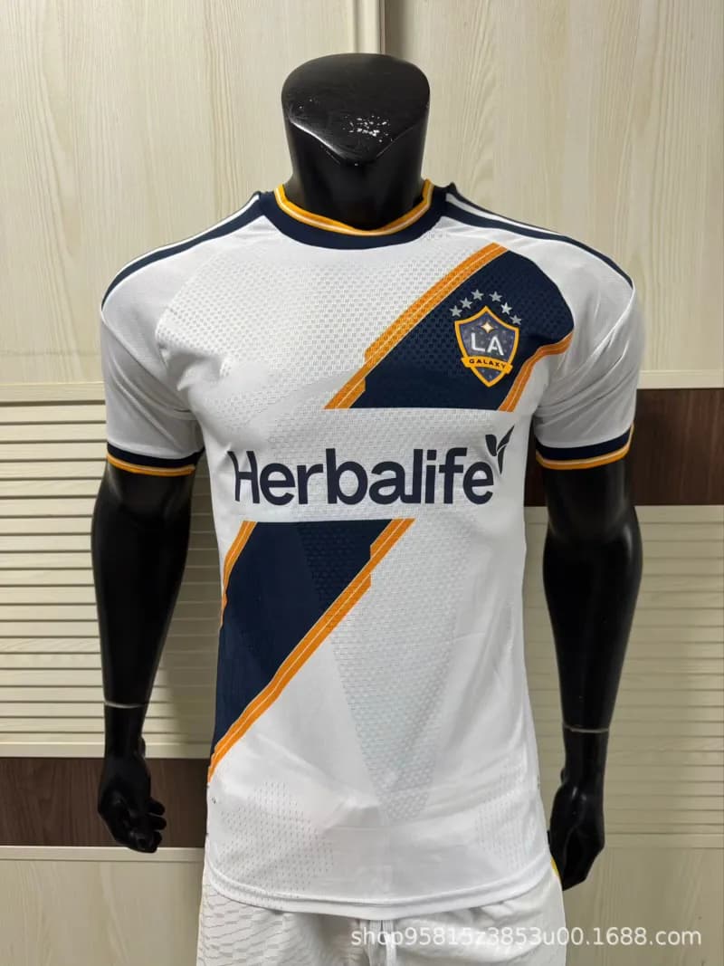 Adidas Japan National Team Home Jersey Rainbow Stripe — 2627银河主场