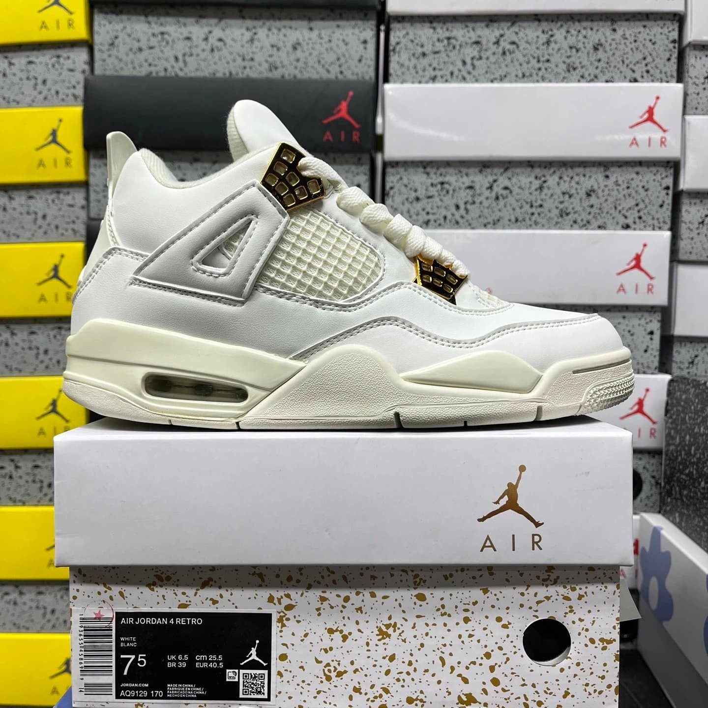 Air Jordan 4 Thunder — LDG版本 · AQ9129 170