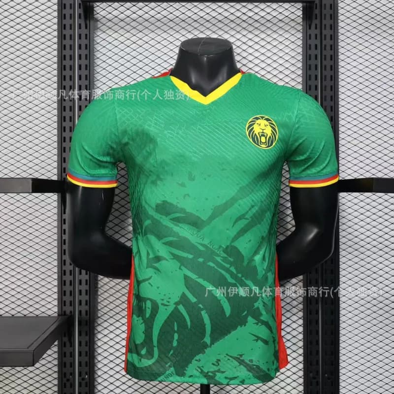 V-Neck Soccer Jersey Lion Crest Print