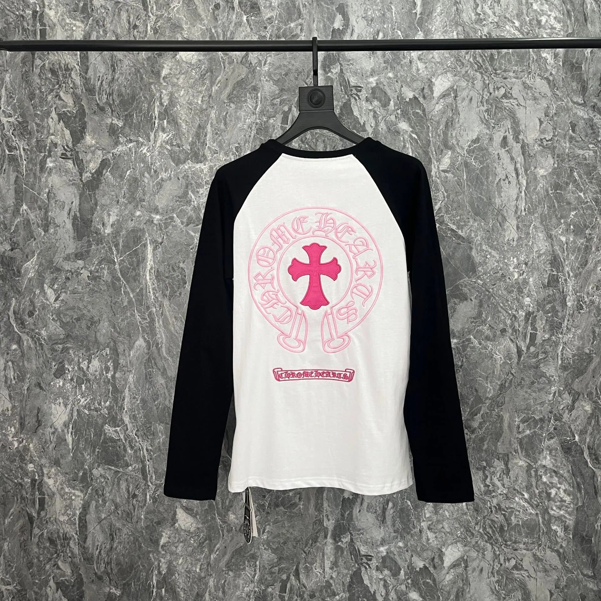 Chrome Hearts Long Sleeve Tee Multi-Logo Sleeve — K9007黑白拼色
