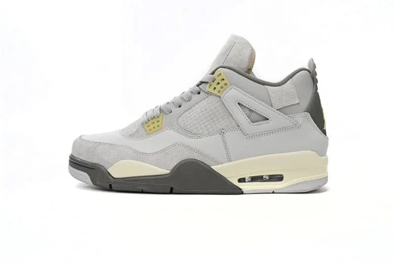 Air Jordan 4 Thunder — 36-47.5 (Message Remarks Size) · 灰兔子