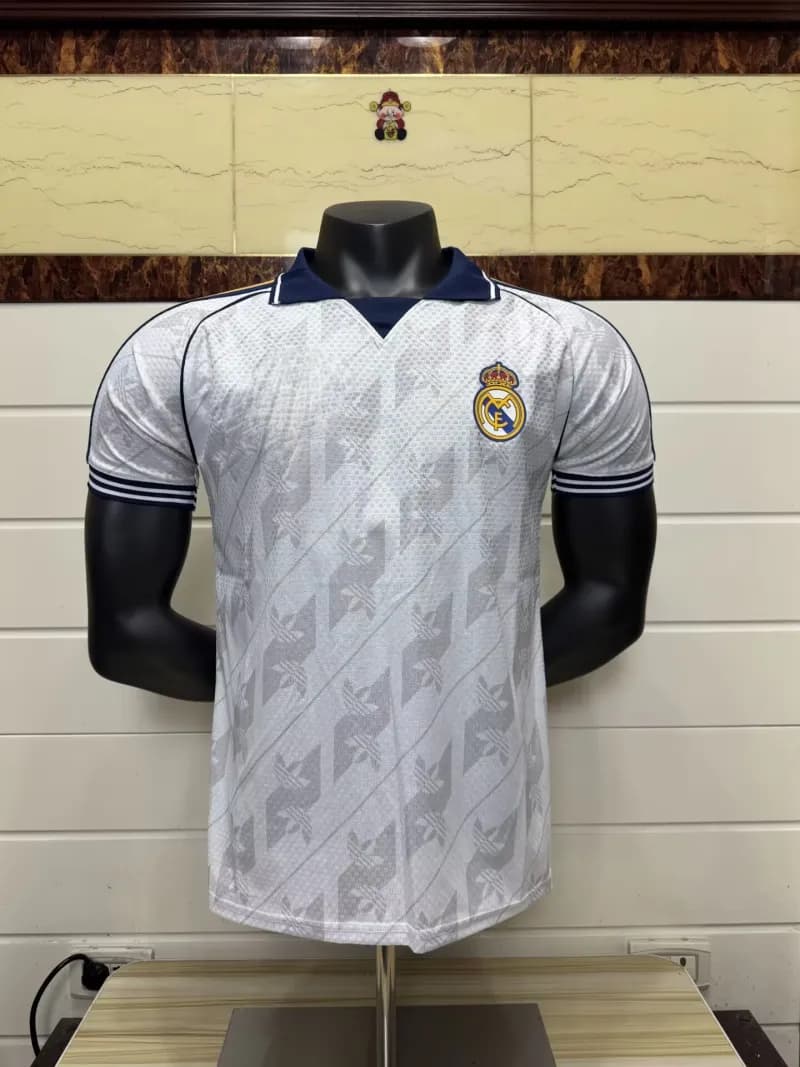 Nike Spain Home Jersey 2022 World Cup — 2627 real madrid retro white