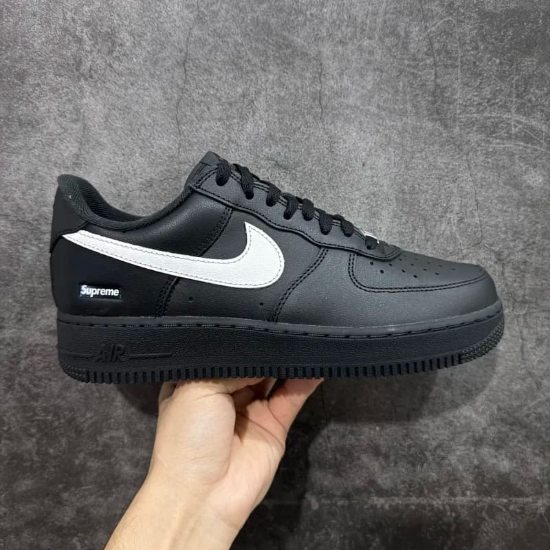 Nike Air Force 1 Low Supreme Box Logo