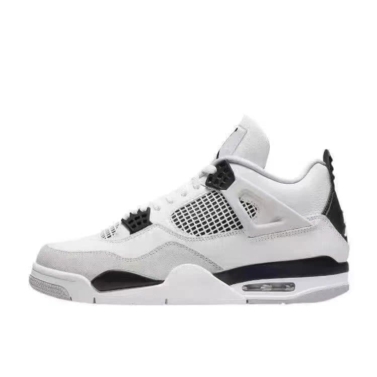 Air Jordan 4 Thunder — 小白水泥